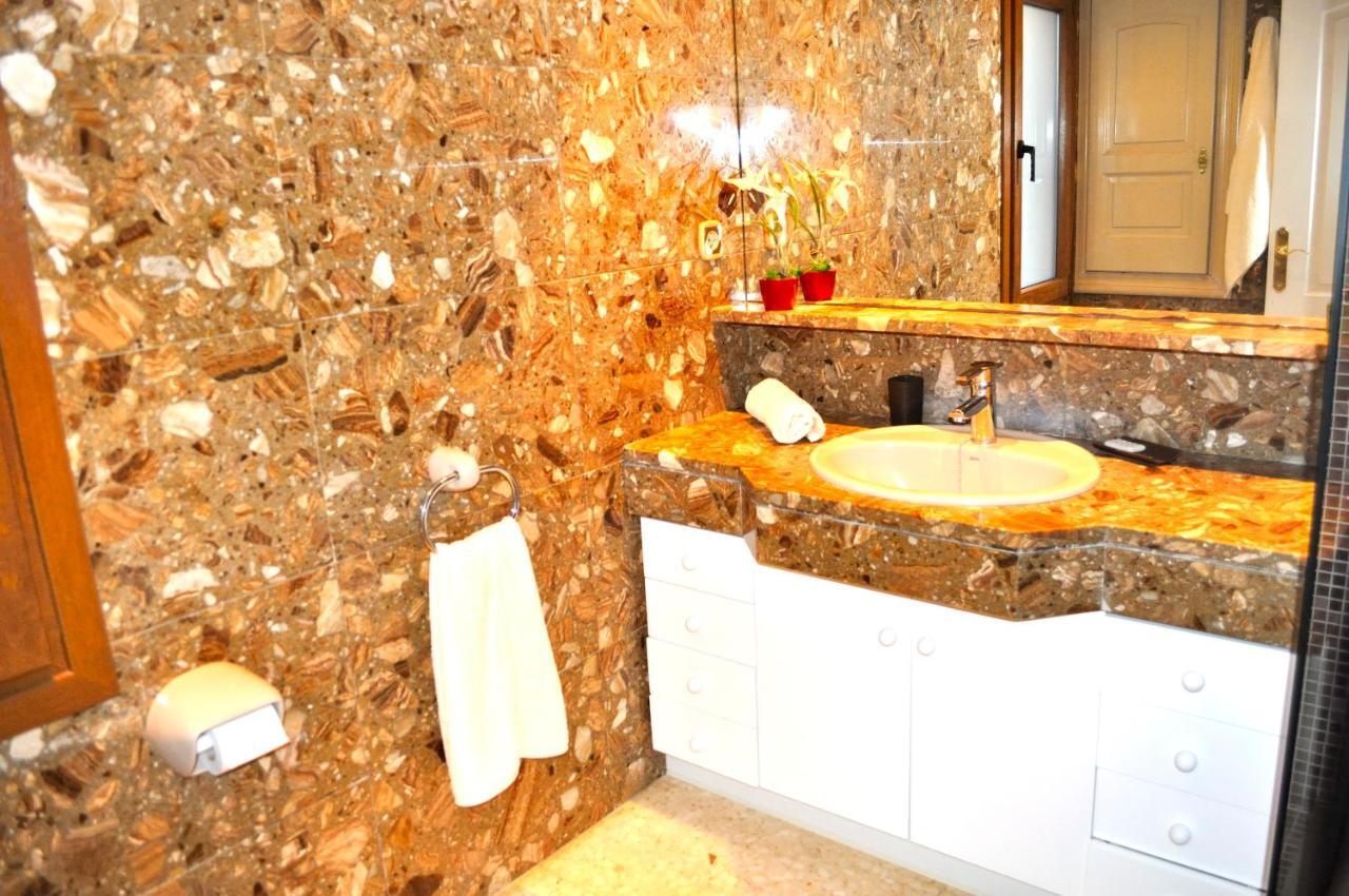 Retiro, 1 Dormitorio By Bookinเดเนีย ภายนอก รูปภาพ